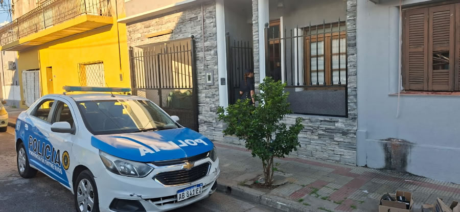 Detuvieron a un joven adolescente y secuestraron un arma de fuego tras un allanamiento por una causa de violencia de género