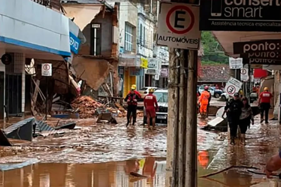 Ya suman 46 los muertos por fuertes lluvias en el sureste de Brasil