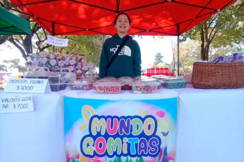 Vende gomitas para festejar sus 15 años: “Quiero que todos vean el esfuerzo que hice para mi cumple”