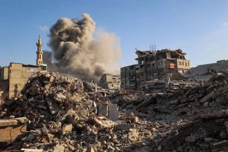 Israel volvió a bombardear Gaza, tras acusar a Hamas de violar la tregua