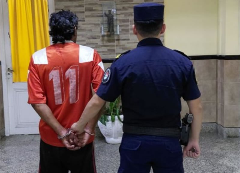 Detenido tras incumplir una restricción judicial que le prohibía acercarse a su madre