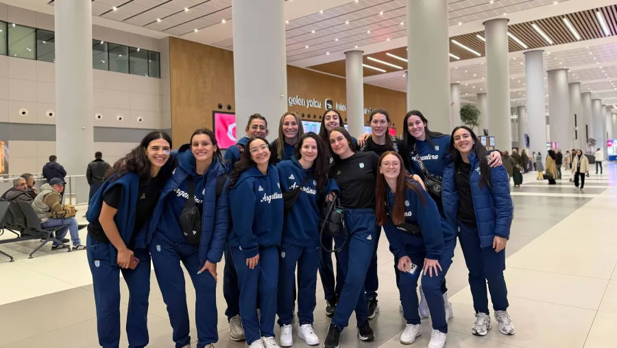 Básquet: con la entrerriana Diana Cabrera, “Las Gigantes” llegaron a Estambul