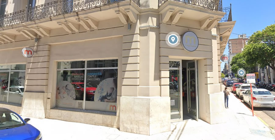 Allanaron a una cajera de una empresa local sospechada de realizar débitos extras a usuarios
