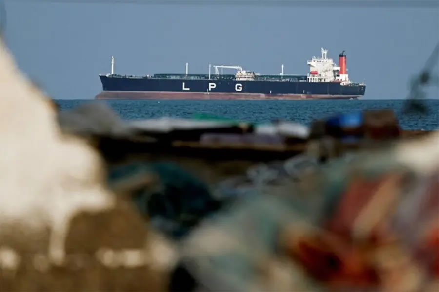 Más de 3.000 buques están varados en el Golfo Pérsico