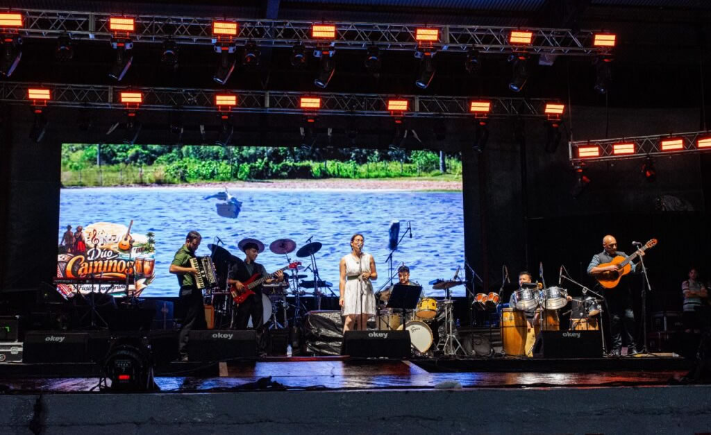 Al ritmo del chamamé y la cumbia, finalizó la 29° Fiesta Nacional de la Apicultura