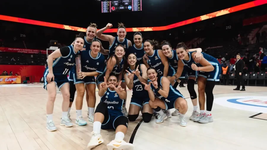 Básquet: con presencia entrerriana, Argentina logró un histórico triunfo en el Premundial