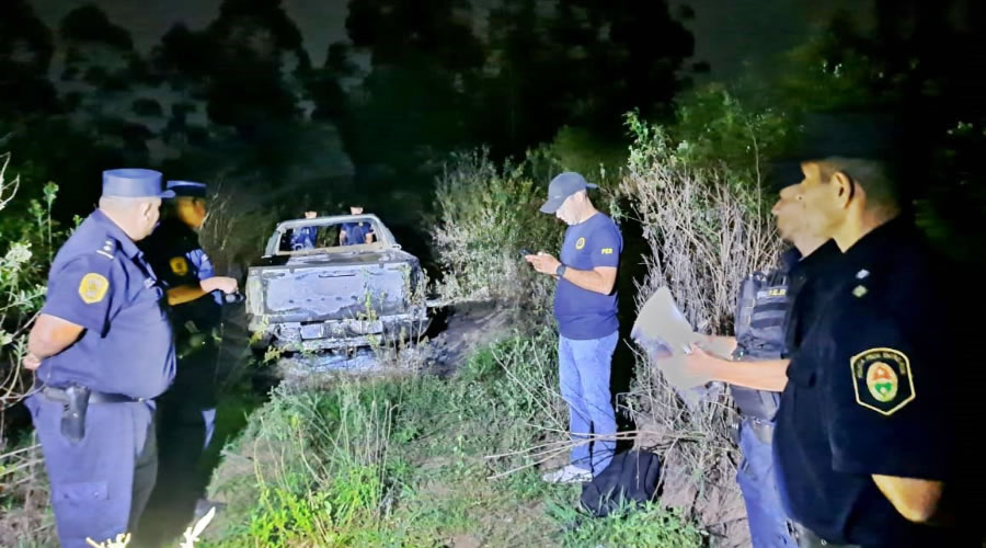 Comenzó el juicio contra dos jóvenes acusados de robar y prender fuego una camioneta
