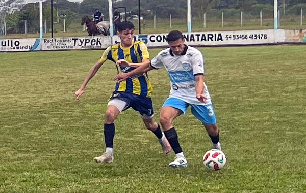 Goleada bajo la lluvia: Juventud de Urdinarrain pegó primero en la final de la Copa Entre Ríos