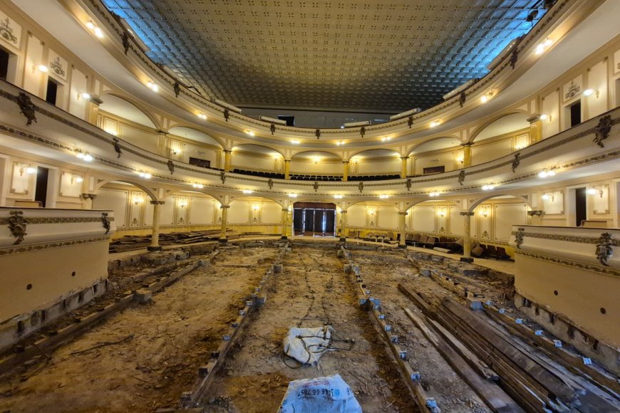 Avanzan las obras para recuperar el Teatro Gualeguaychú que se hundió el año pasado y puso en riesgo su estructura