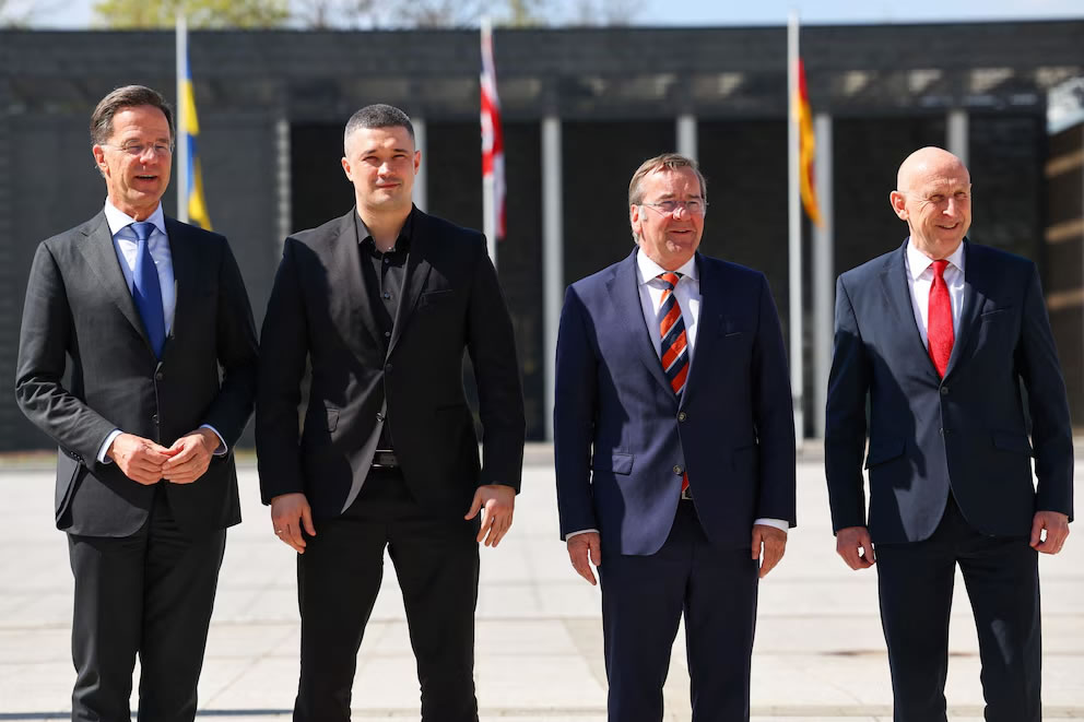 La OTAN y los principales aliados de Ucrania reafirmaron su apoyo militar a Kiev