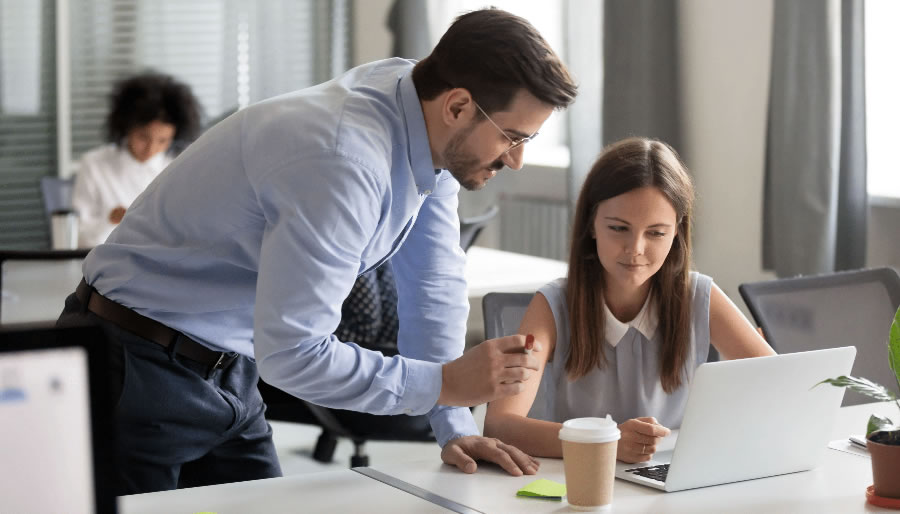 El 57% de los argentinos se enamoró en el trabajo, según un estudio