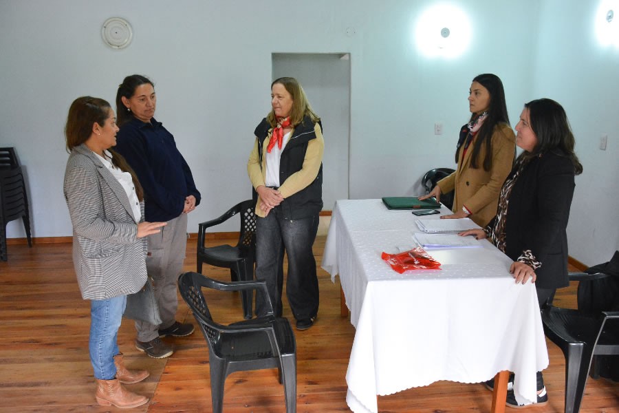 Desarrollo Humano fortalece el trabajo territorial con políticas para mujeres