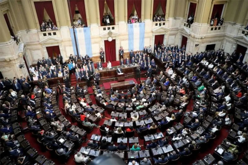 El oficialismo convocó a una sesión especial en Diputados para avanzar con la aprobación de la Ley de Glaciares