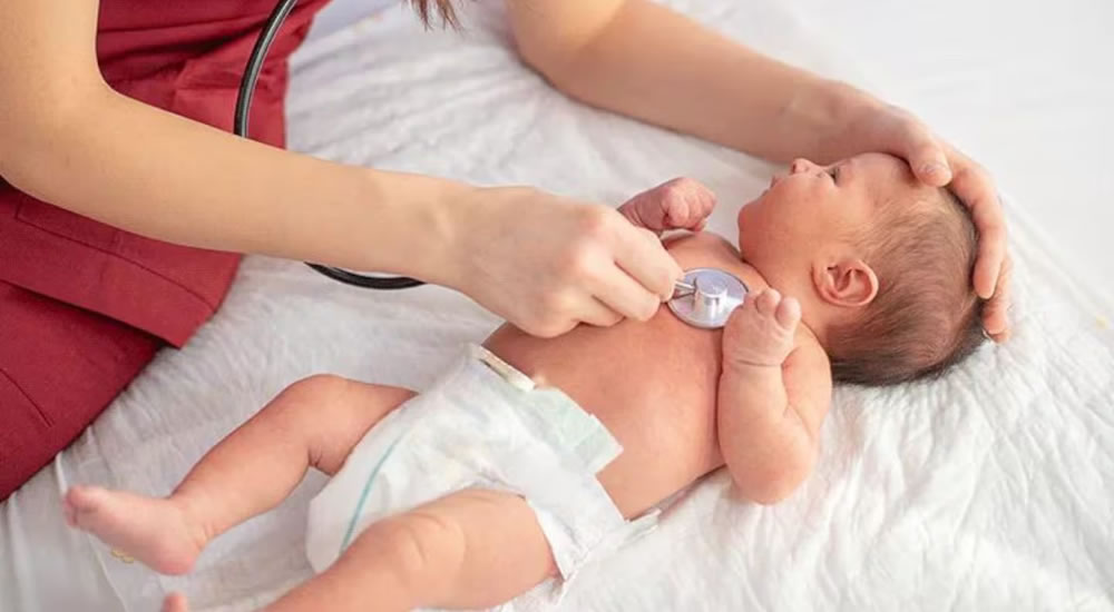 Alerta epidemiológica por coqueluche: Aumentaron los casos en Argentina y refuerzan el llamado a vacunar