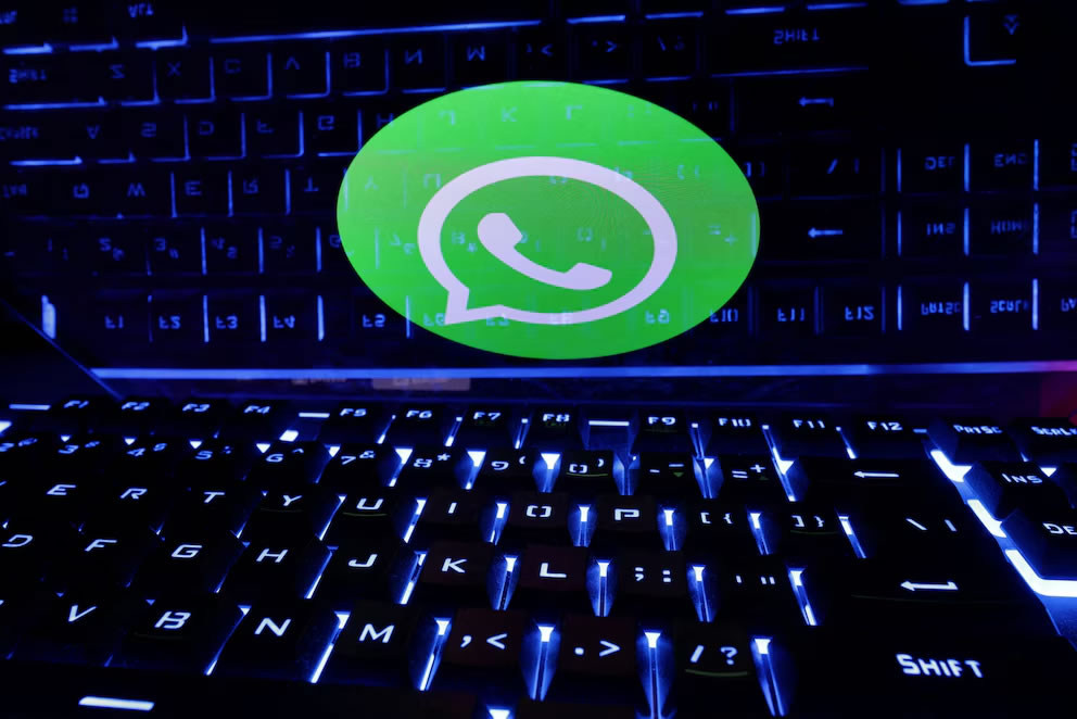 WhatsApp: el truco para destacar con letras azules en tus mensajes