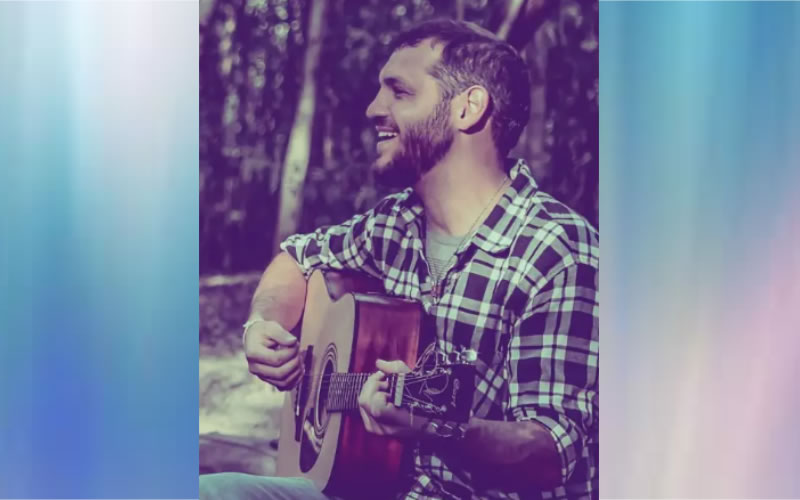 Agu Leicker llega con sus canciones de autor en formato acústico