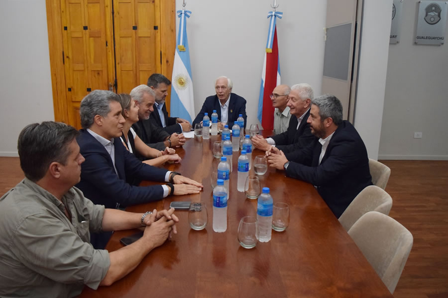 Autoridades de la provincia y dirigentes del campo abordaron el aumento del impuesto inmobiliario rural