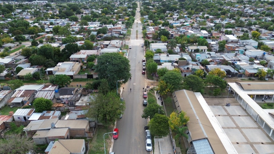 El intendente Azcué inauguró las obras de pavimentación de calle Dr.Sauré
