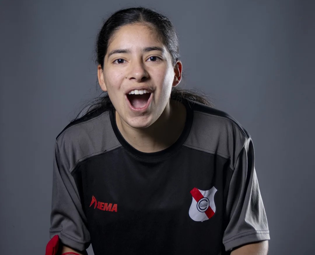 La concordiense Milena Ibarra debutó en la Primera B del futbol femenino