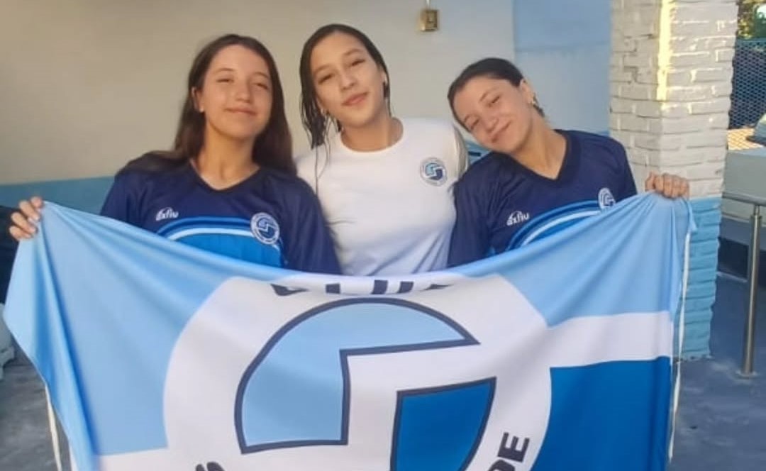 Destacada actuación de nadadores del Club Salto Grande en Concepción del Uruguay