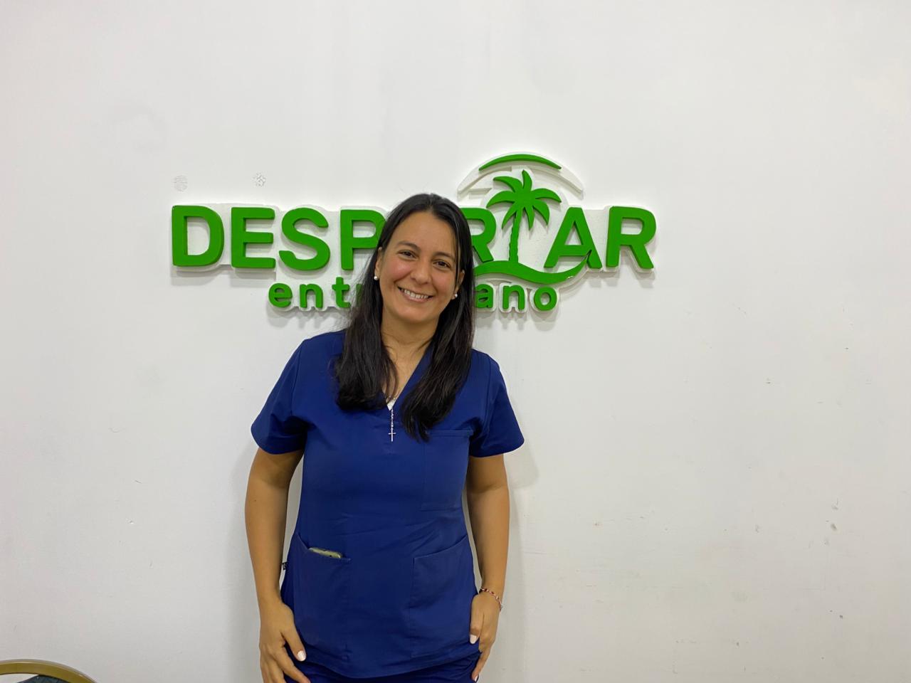 De una infancia atravesada por la pobreza a recibirse en medio de una enfermedad: la historia de superación de Pamela, la concordiense que eligió no rendirse