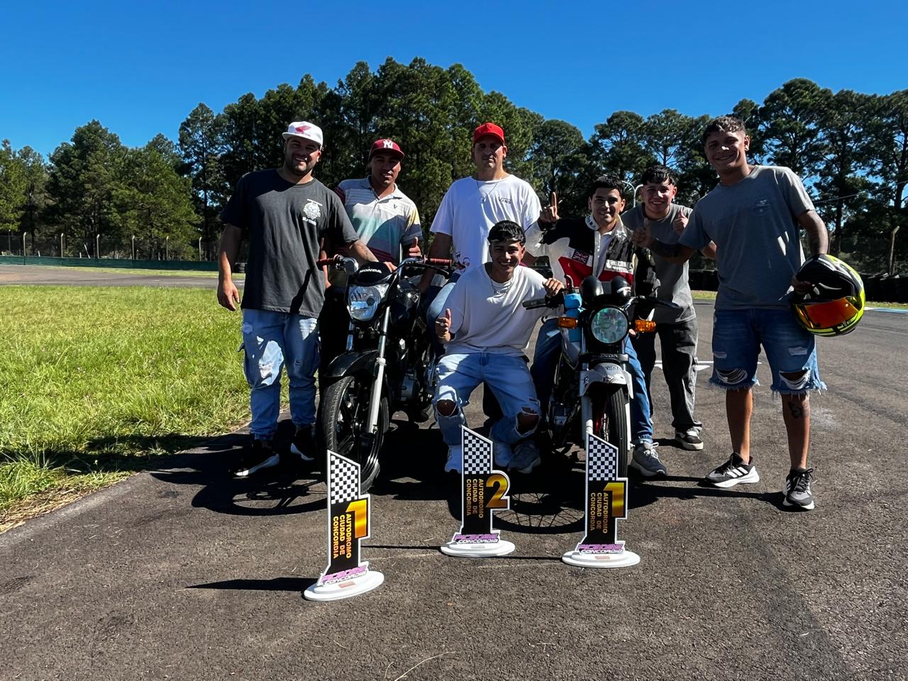 Gran convocatoria regional para las picadas en el Autódromo de Concordia