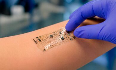 crearon-tatuajes-electronicos-para-implantar-circuitos-y-chips-nfc-en-la-piel-5Q6NYOEG4VCU3CSRGO7APSDLJI