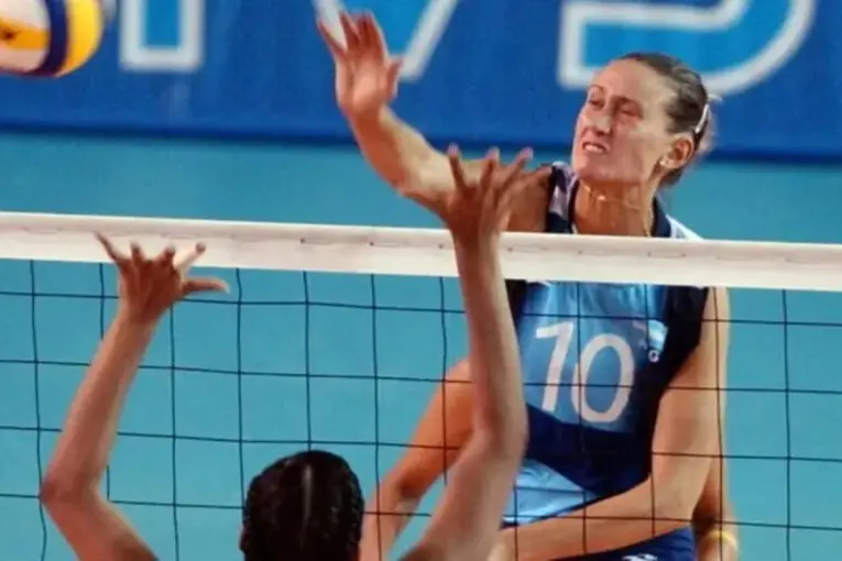 Conmoción en el vóley argentino: murió Micaela Vogel, ex jugadora de la Selección