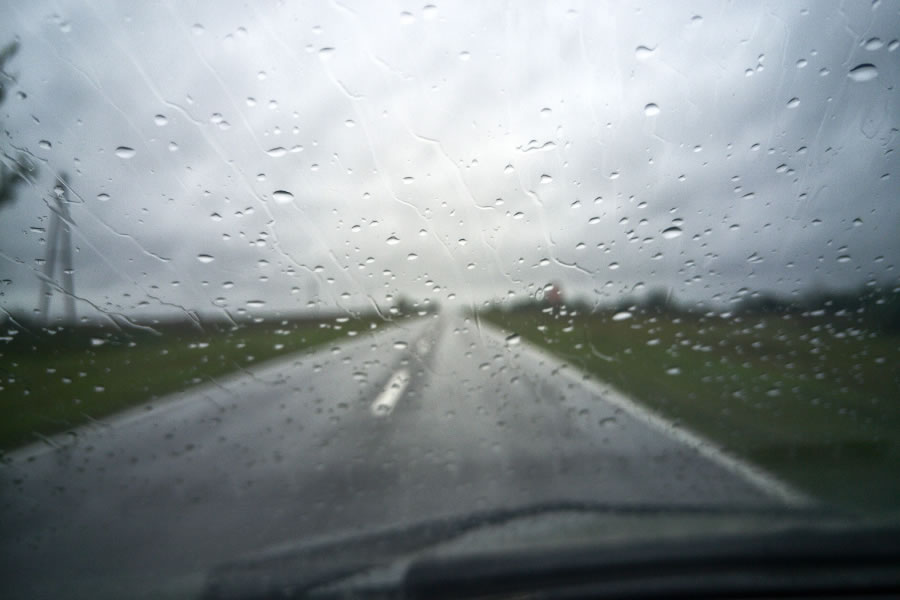 Recomiendan planificar viajes con anticipación en RN12 y RN14 por tormentas fuertes