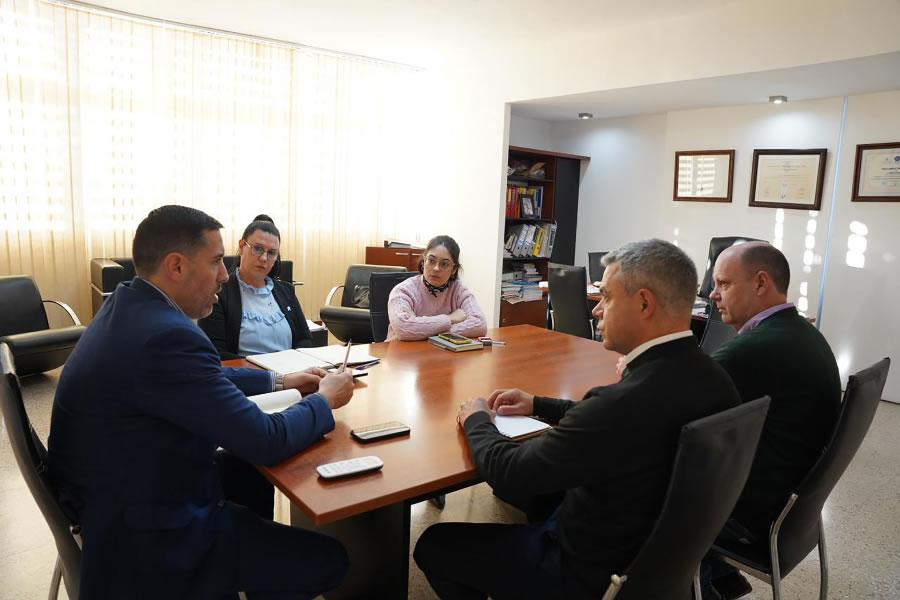 El Consejo General de Educación presentó oficialmente a sus nuevos vocales