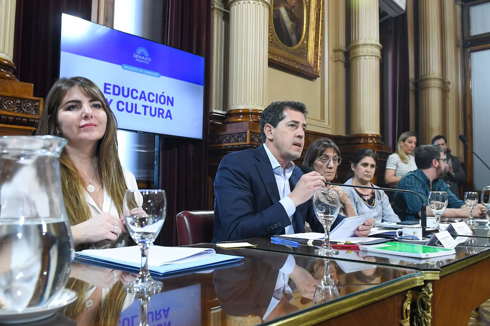 Legisladores opositores se reunirán para impulsar una jornada obligatoria sobre bullying en escuelas