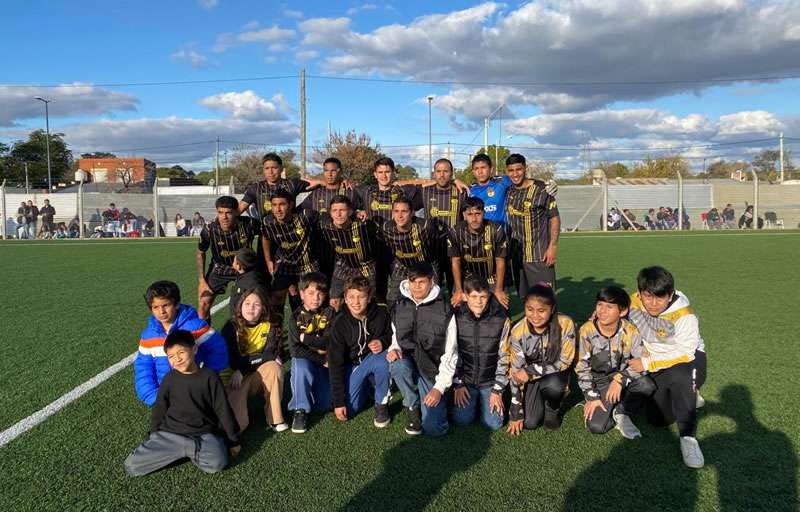 El Torneo Centenario completó pendientes con festejos de Comunicaciones y Wanderer’s