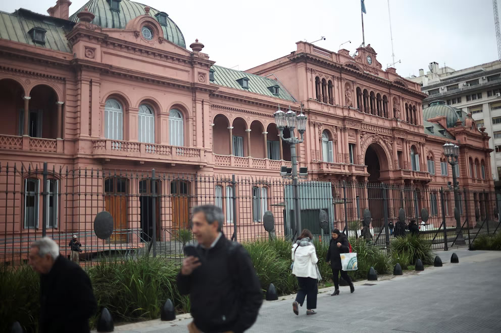 El Gobierno designó a tres nuevos funcionarios en los ministerios de Capital Humano, Economía y Seguridad Nacional