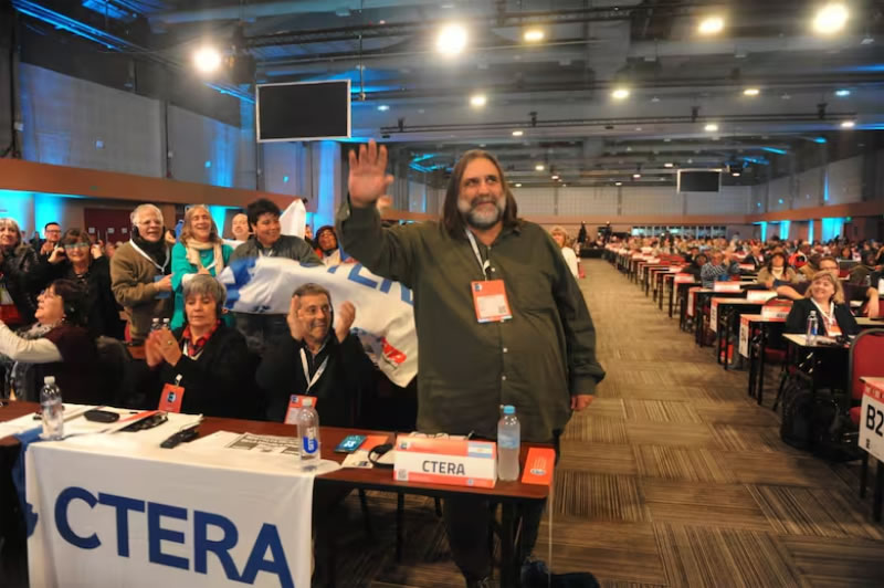 Se va Baradel: El Suteba define su conducción y tendrá un nuevo jefe después de 22 años