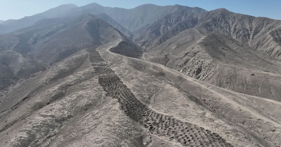 Geólogos resolvieron el misterio de los 5.200 agujeros excavados en Perú hace 500 años