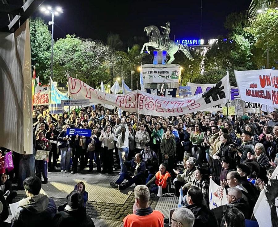 La Marcha Federal Universitaria volvió a movilizar a cientos de concordienses