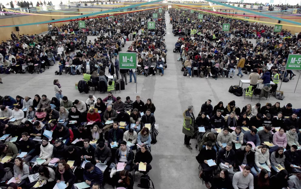 El Gobierno nacional aprobó el nuevo examen de residencias médicas: cómo será y cuáles son los requisitos