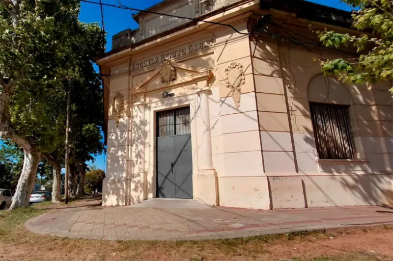 Continuará escolarizado el alumno que exhibió una réplica de arma en la escuela