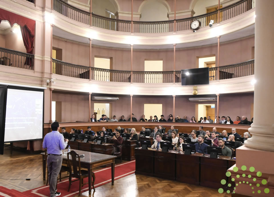 Diputados brindó una capacitación sobre Inteligencia Artificial aplicada al trabajo parlamentario
