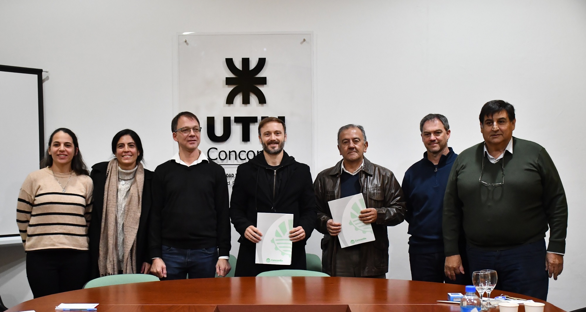 El Municipio y la UTN firmaron un convenio de cooperación por las XX Jornadas IDERA 2026