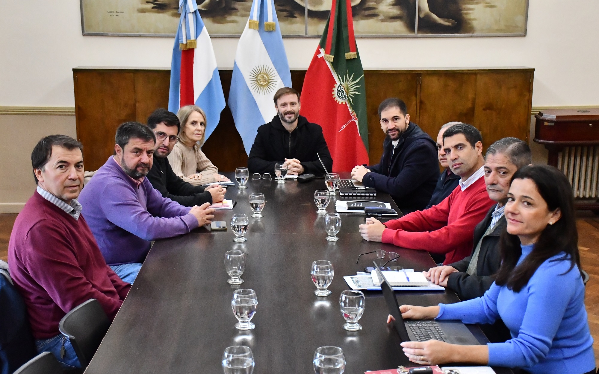 En reunión de gabinete analizaron la evolución de los ingresos municipales y destacaron la reducción del gasto corriente