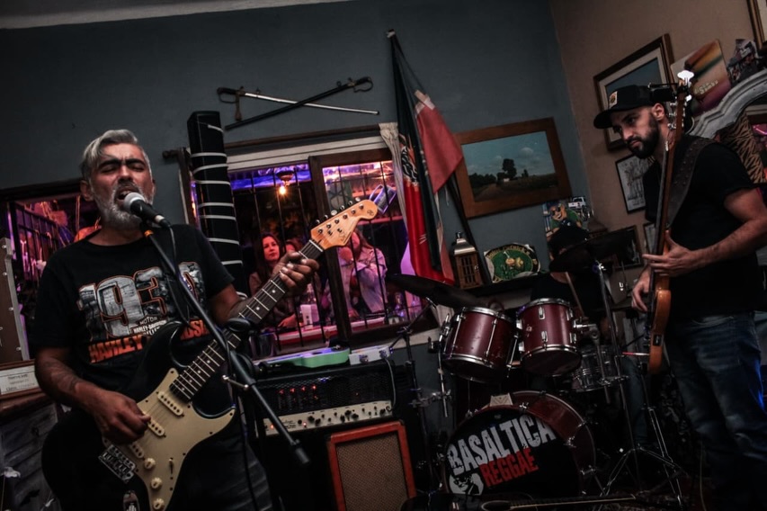 El rock de Divididos y Sumo vuelve a sonar en Pueblo Viejo con “La Aplanadora”