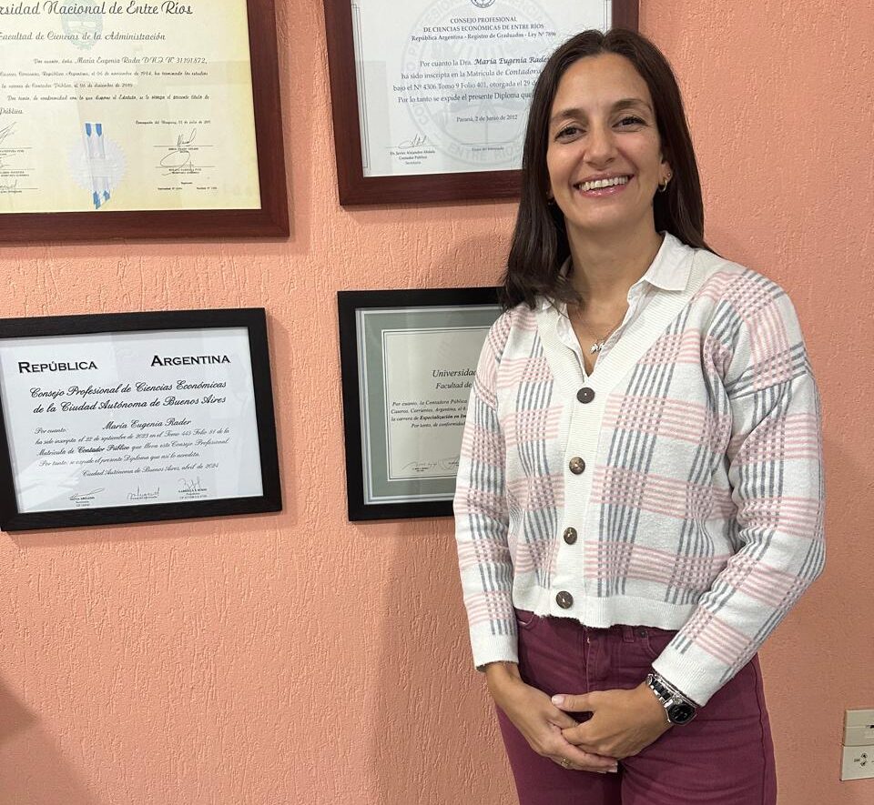 Despejando dudas con la contadora María Goenia Rader: cuándo una tarjeta de crédito puede ayudarte a organizarte y cuándo empieza a convertirse en una deuda difícil de manejar