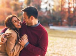 desde-malas-experiencias-a-tener-mas-libertad-los-motivos-de-las-parejas-que-eligen-vivir-en-casas-separadas-foto-adobe-stock-AIBSFNL465GQVAYGHNEJ5NPWCY