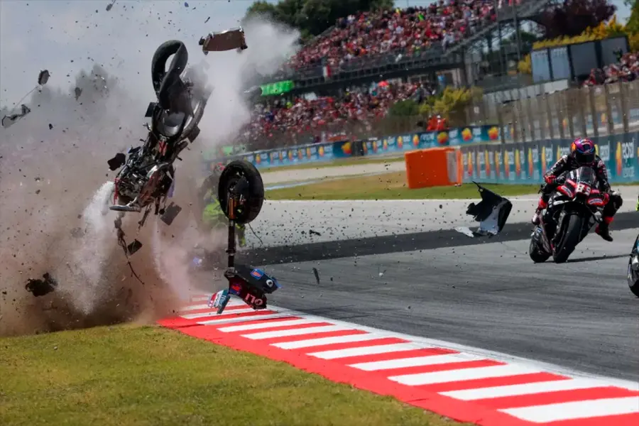 Impresionante accidente de Álex Márquez en MotoGP: El parte sobre su estado de salud