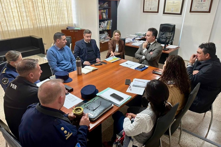 Amenazas de tiroteos en escuelas: el gobierno planea trasladar los costos de los operativos a los padres de alumnos involucrados