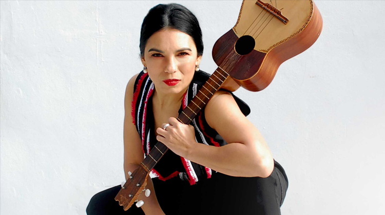 La Charo llega a Concordia con un recital que une folklore, raíces ancestrales y sonidos contemporáneos