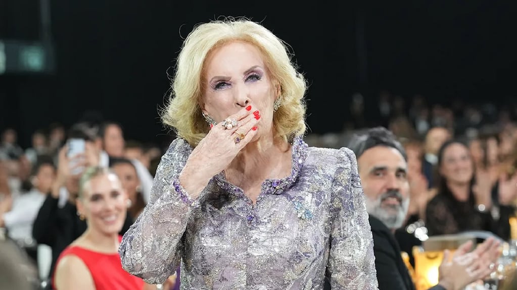 Mirtha Legrand emocionó a todos en los Premios Martín Fierro de TV Abierta: «Voy a ser centenaria y voy a seguir viniendo»