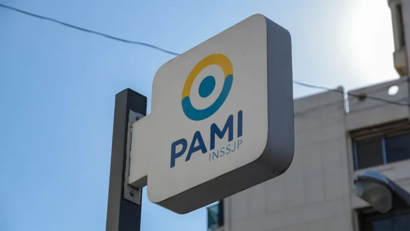 Médicos de cabecera y odontólogos de PAMI inician un paro nacional