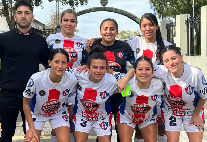 El equipo femenino de la Masía quedó fuera de la Copa de Oro, por diferencia de goles